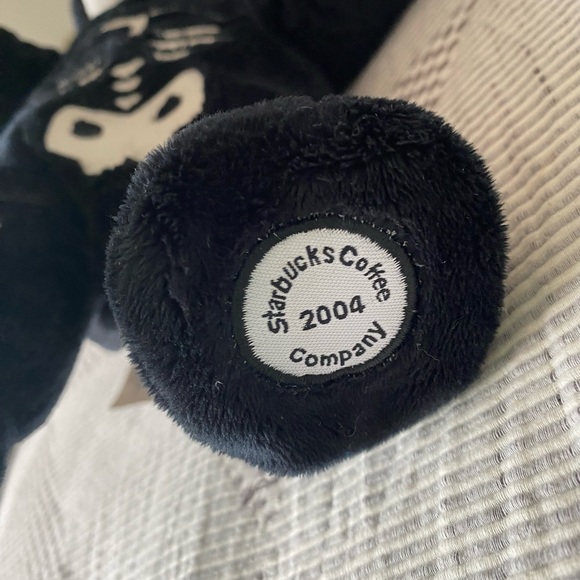 Starbucks Coffee Company 35th Edition
Bearista Bear 2004 skeleton plush 💀 - Picture 2 of 3